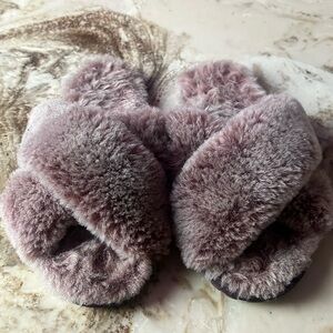 EMU Australia Berry Frost Sheepskin Slippers
